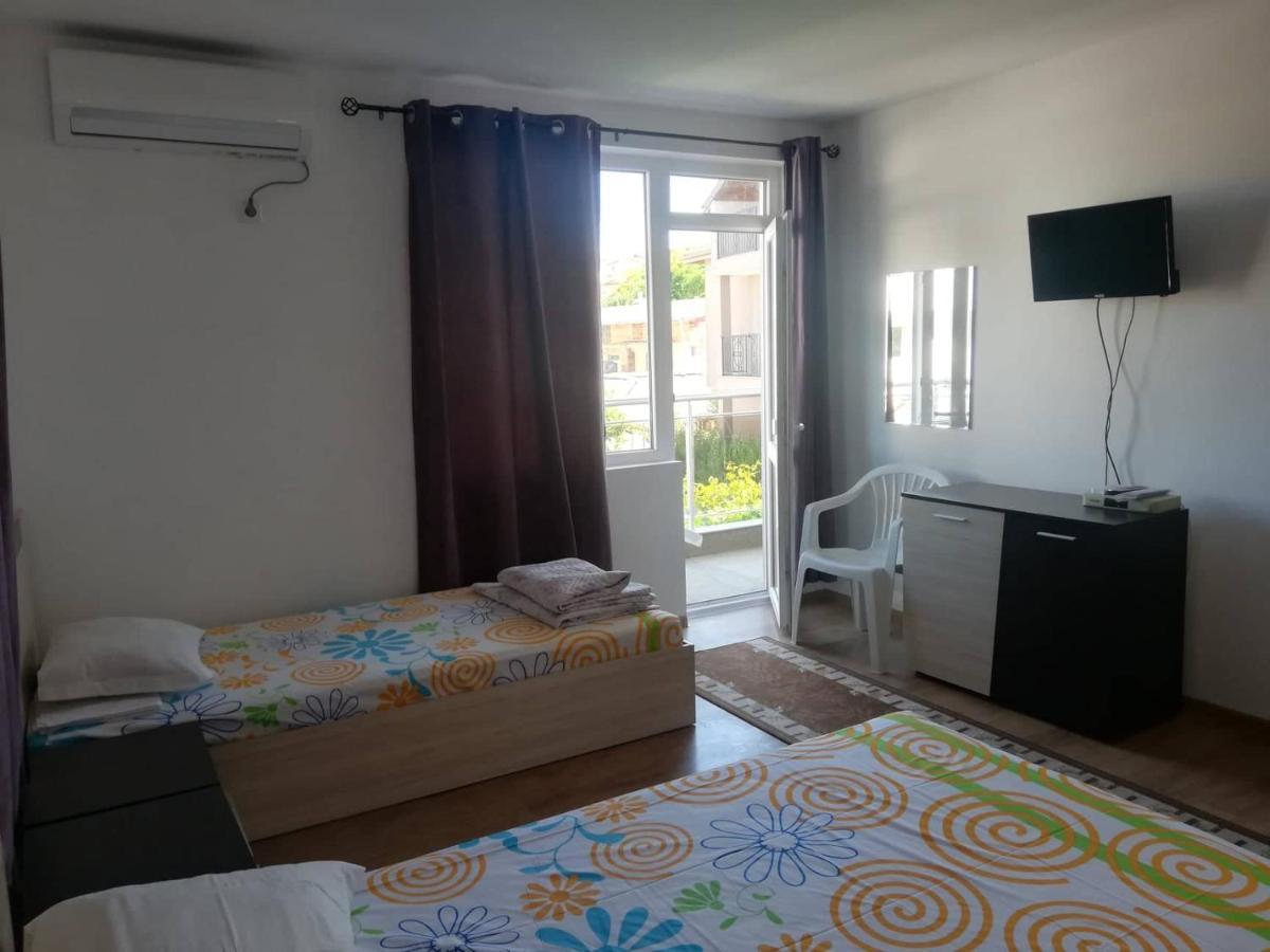 Hotel Къща За Гости "Пердика" Obzor Esterno foto