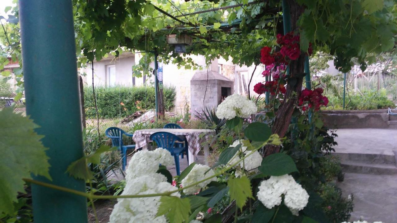 Hotel Къща За Гости "Пердика" Obzor Esterno foto