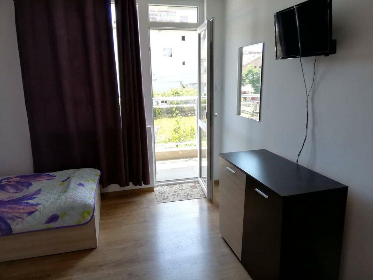 Hotel Къща За Гости "Пердика" Obzor Esterno foto